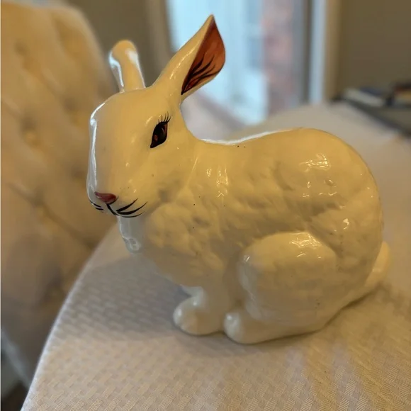 Gail Pittman Rabbit - Picture 1 of 3